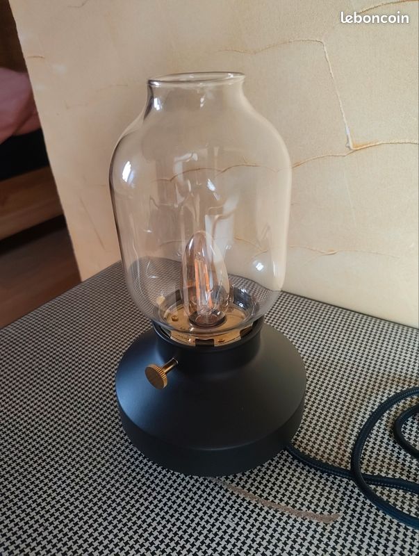 La lampe iconique d&rsquo;IKEA fait son grand retour en 2026, plus performante et innovante que jamais